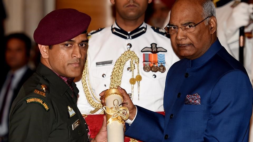 Walking Like An Army Man, Dhoni Receives His Padma Bhushan And Also ...